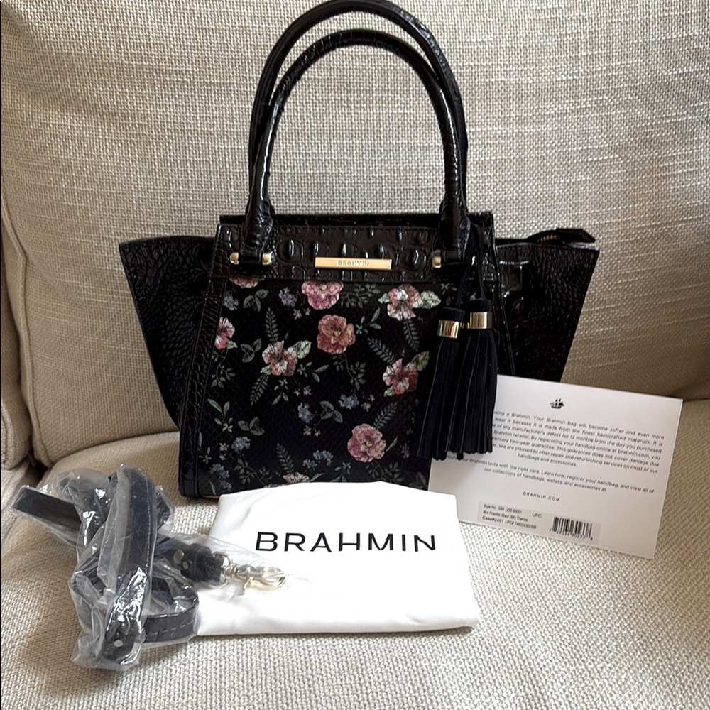New Brahmin Mini Priscilla Black Floral Leather Thames Purse
